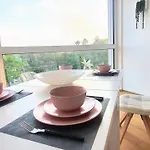Rooftop Terrace, Free Garage Parking And Pool!