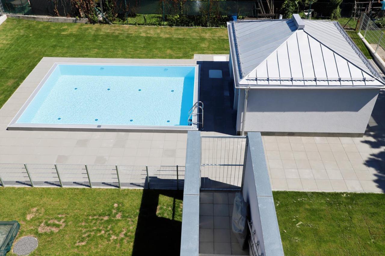 Apartament Rooftop Terrace, Free Garage Parking And Pool! Wiedeń