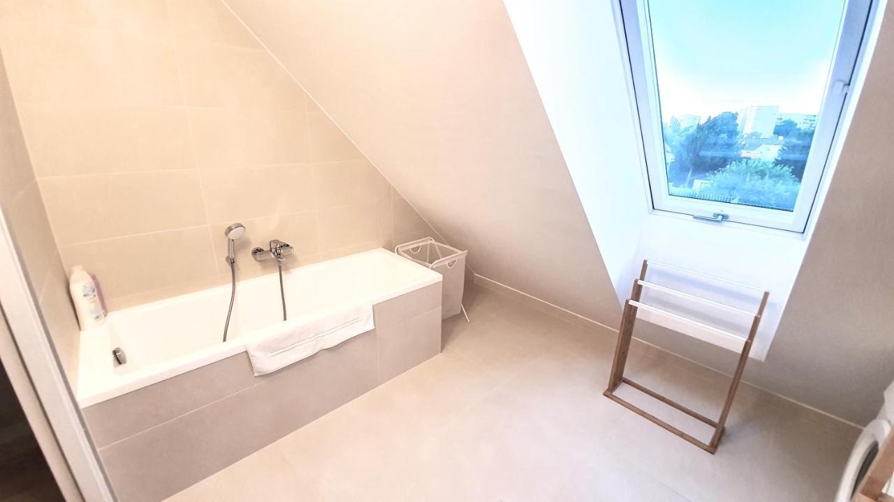 Apartament Rooftop Terrace, Free Garage Parking And Pool!