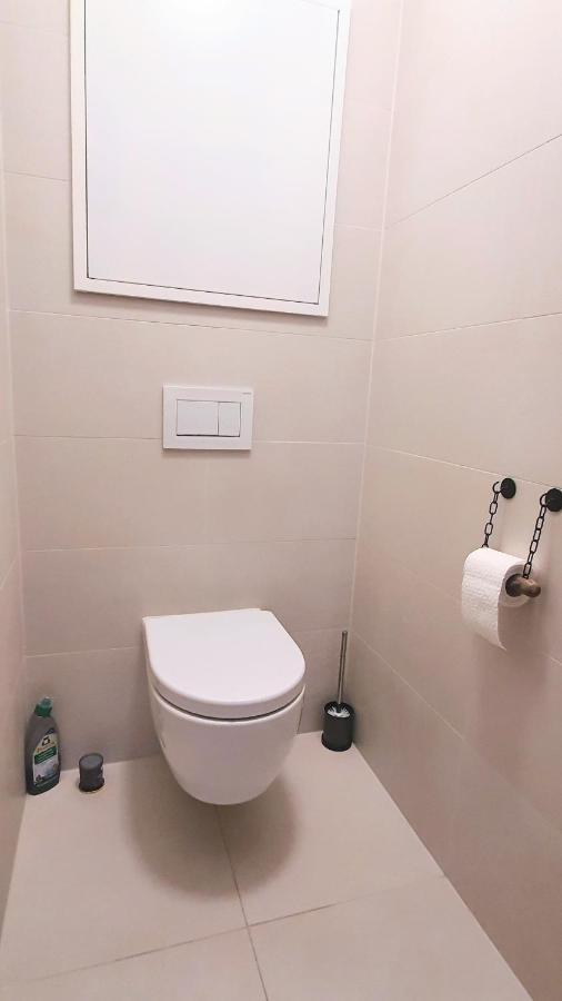 Apartament Rooftop Terrace, Free Garage Parking And Pool! *